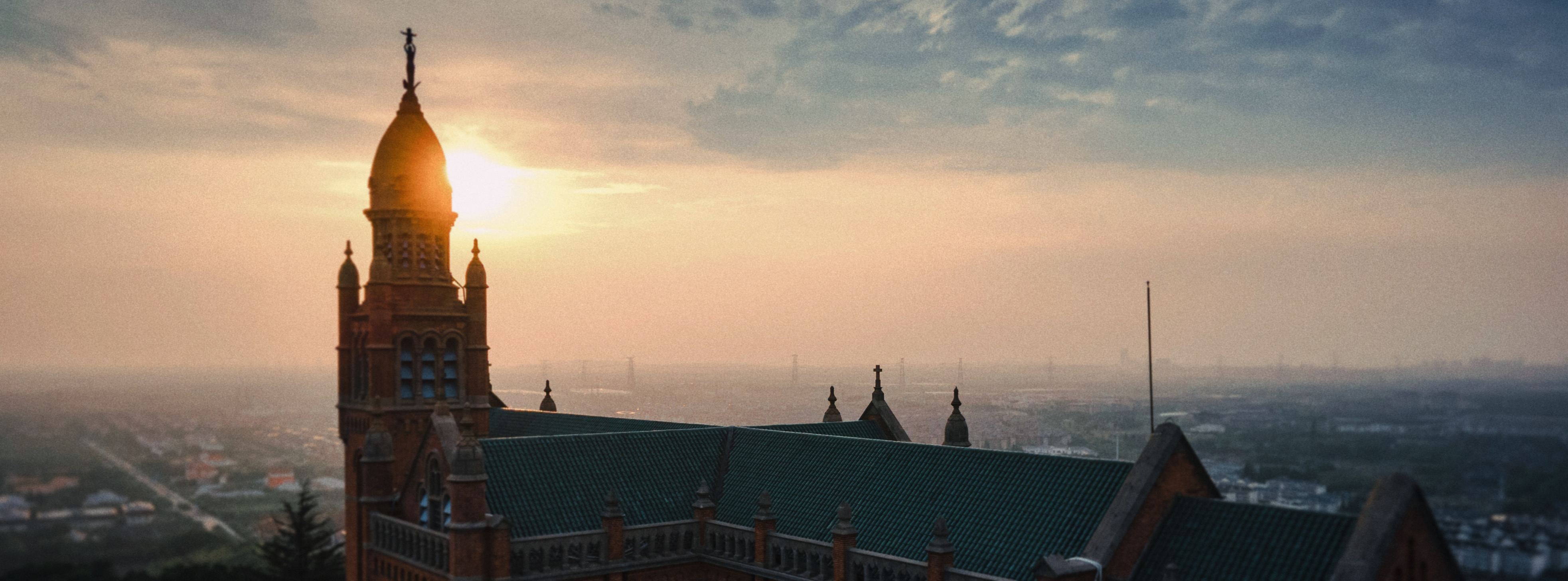 喜欢宽幅带来的电影感