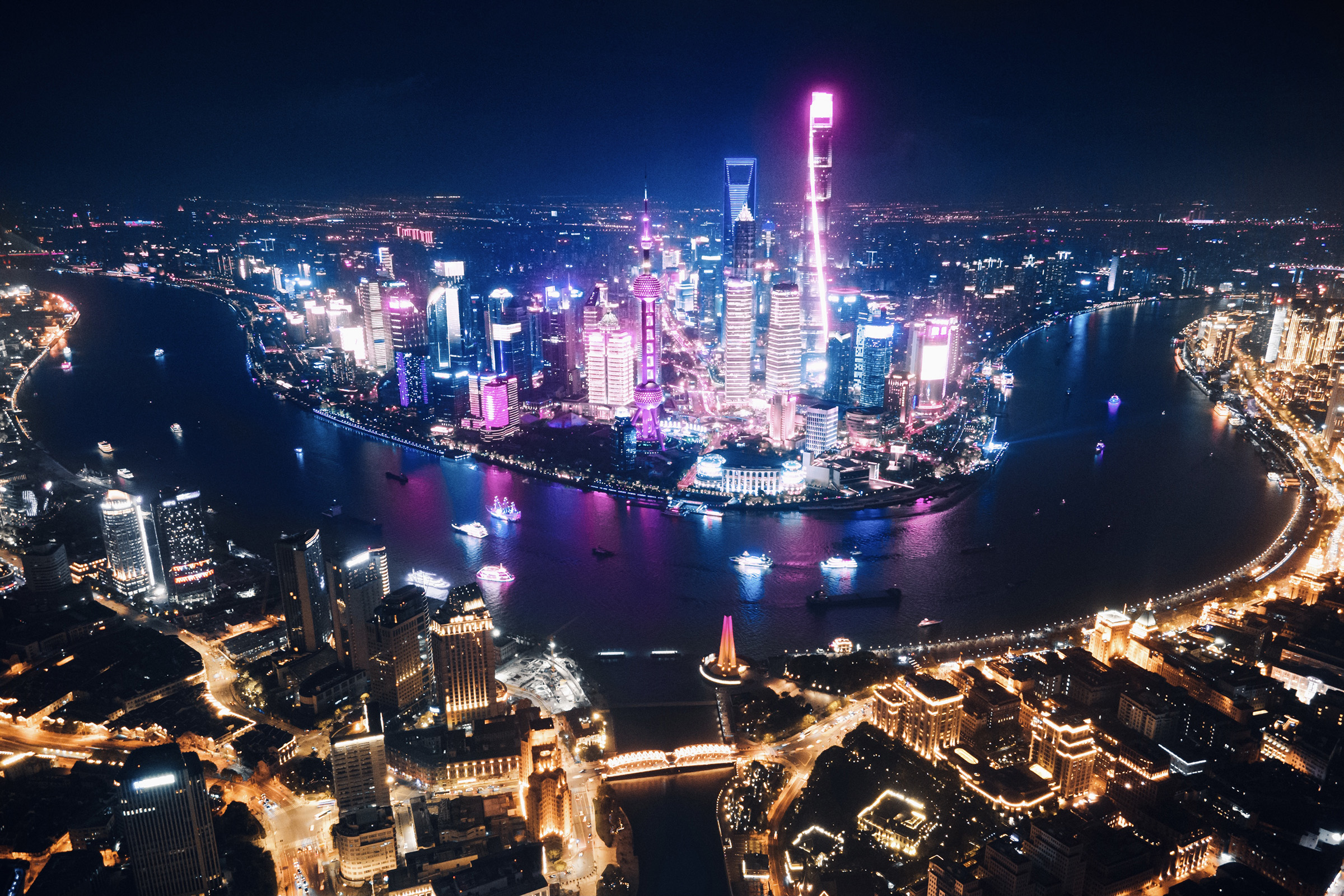 空中俯瞰夜上海